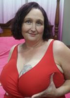 Voluptuous Vixen Is On ThePink.Club Selling Her Nudes, Sextapes & Videos